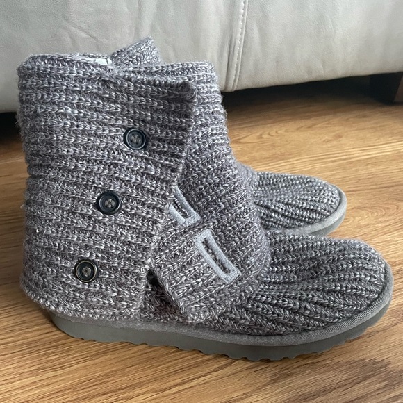 Ugg Classic Cardy Knit Boots - Picture 3 of 7